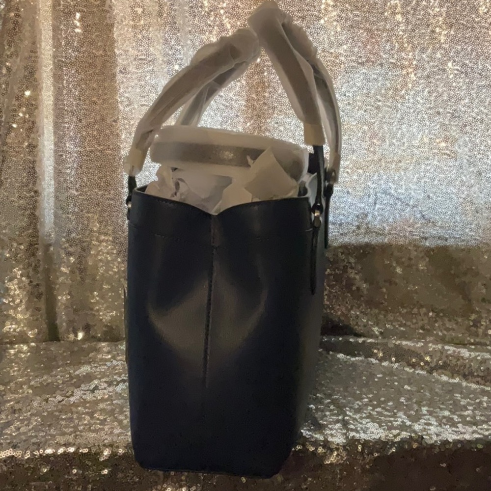 Gorgeous blue Kate Spade. Lots of storage.  Removable crossbody strap. - Picture 3 of 10